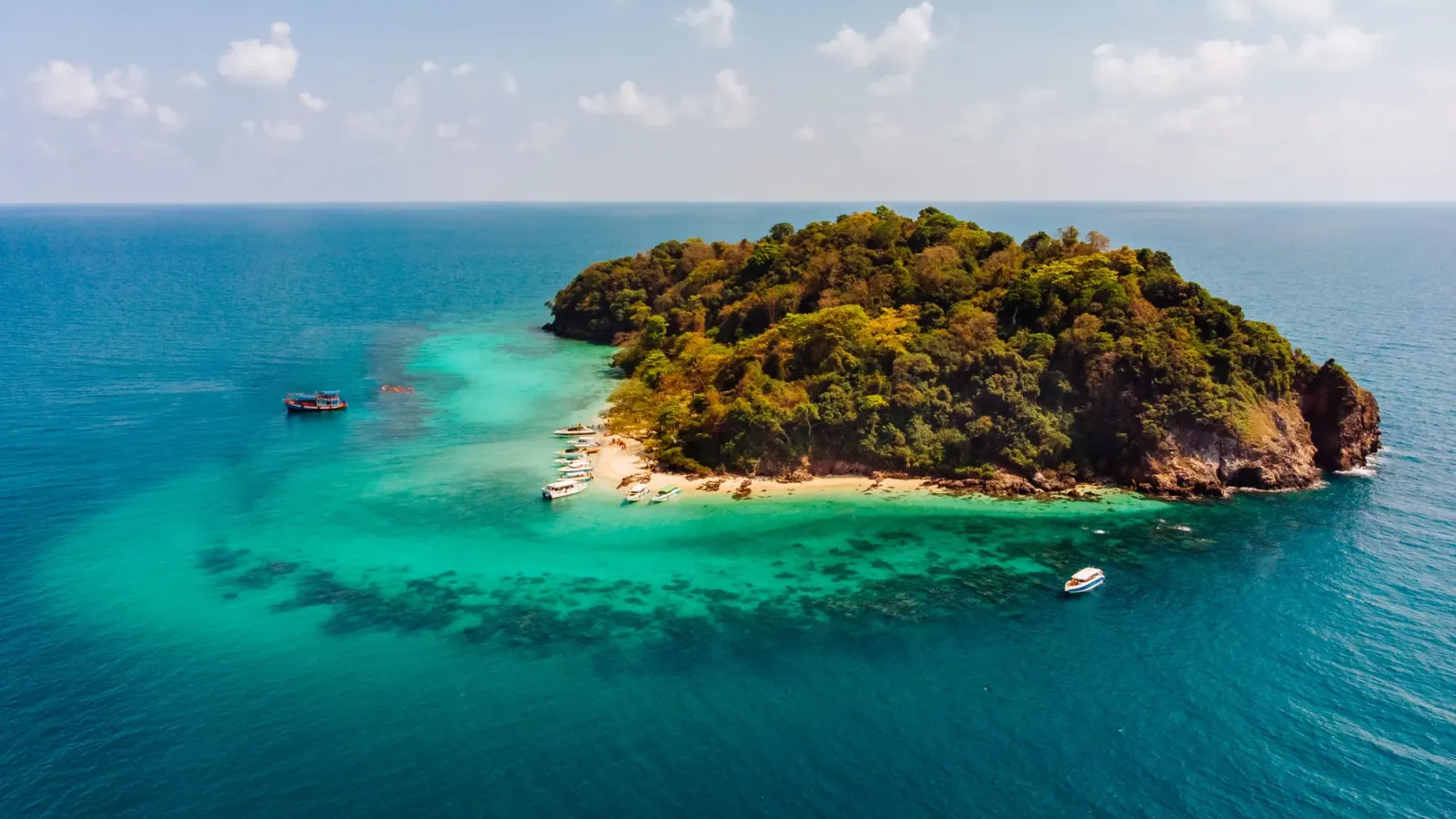 Andaman Islands Travel Guide: Island Hopping, Ferries & Logistics