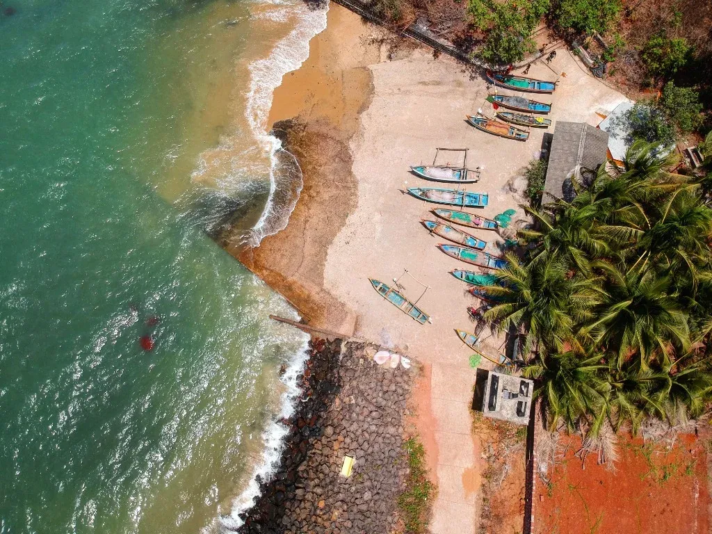 How to Plan a Budget Trip to Goa: Transport, Stays, and Savings