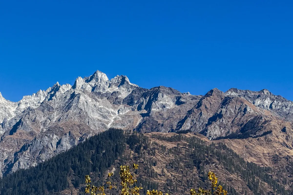 Natural valleys and surroundings of Tirthan