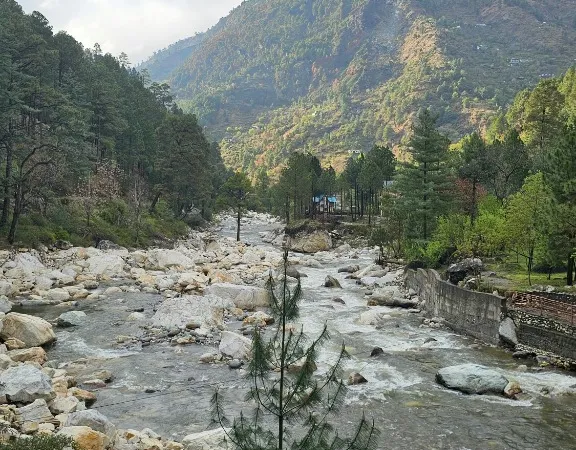 Natural valleys and surroundings of Bir Billing