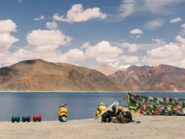 Natural valleys and surroundings of Nubra Valley