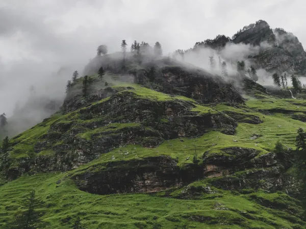 Natural valleys and surroundings of Kullu