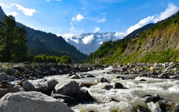 Best Time to Visit Manali in 2026: A Seasonal Guide