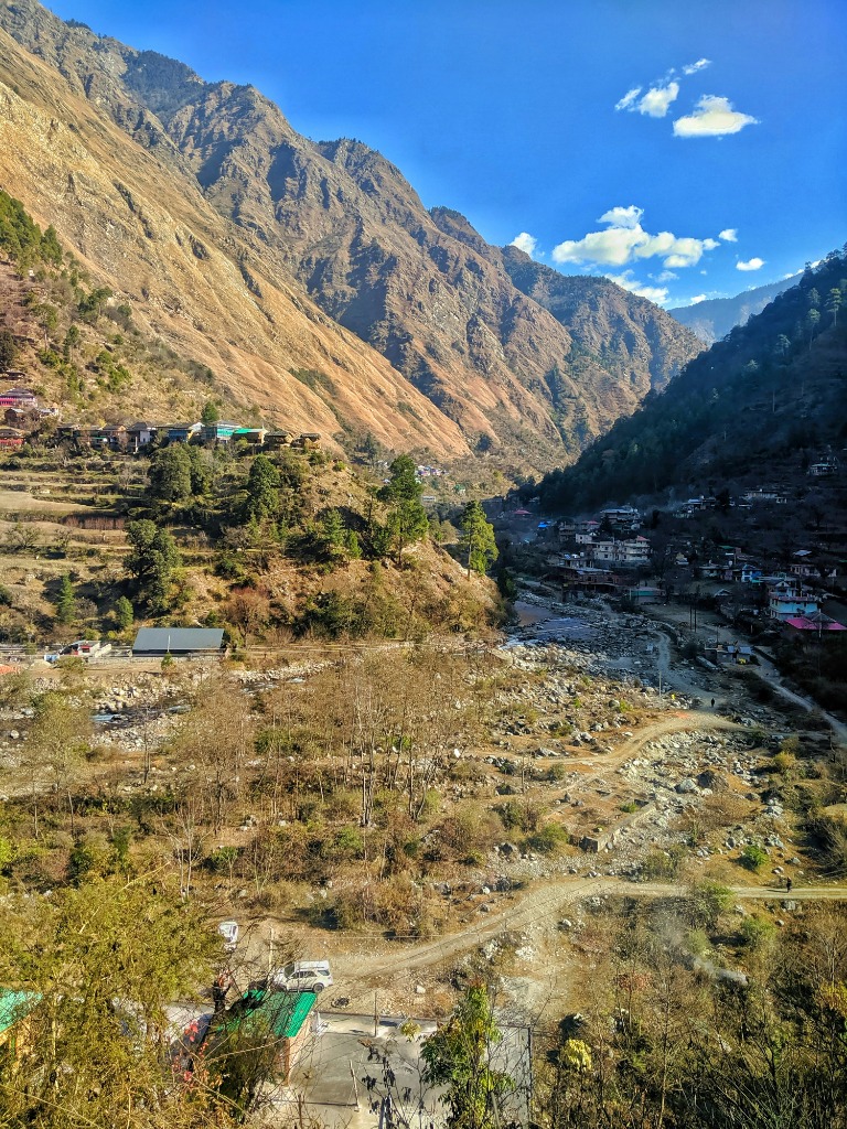 Natural valleys and surroundings of Tirthan