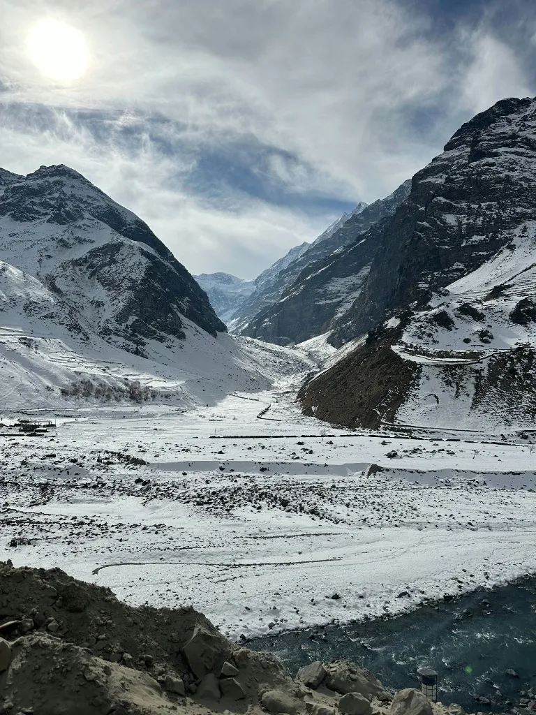 Natural valleys and surroundings of Kaza